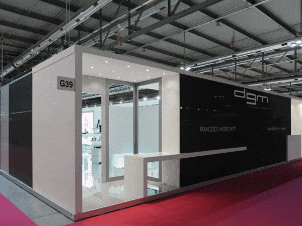 Stand-design-futuristico Stand-design-futuristico